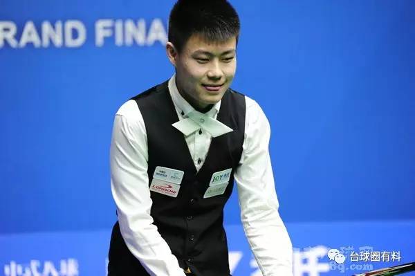 引人注目的 引人注目的